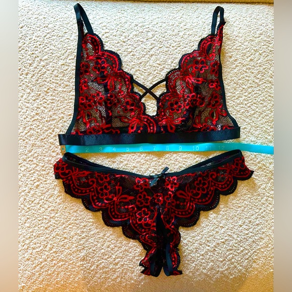 Sexy Red & Black Lace Bra & Panties Set Size Large NEW - Picture 6 of 7